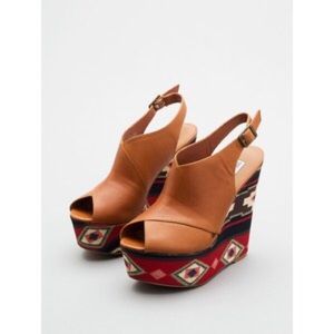 Steve Madden Elissa Wedge 7.5